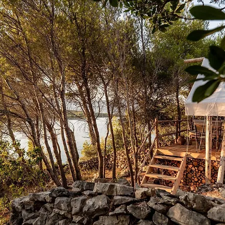Cachee - Glamping * Vrboska