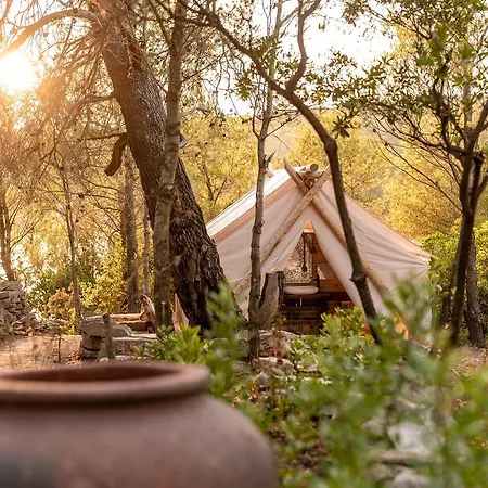 Cachee - Glamping Vrboska